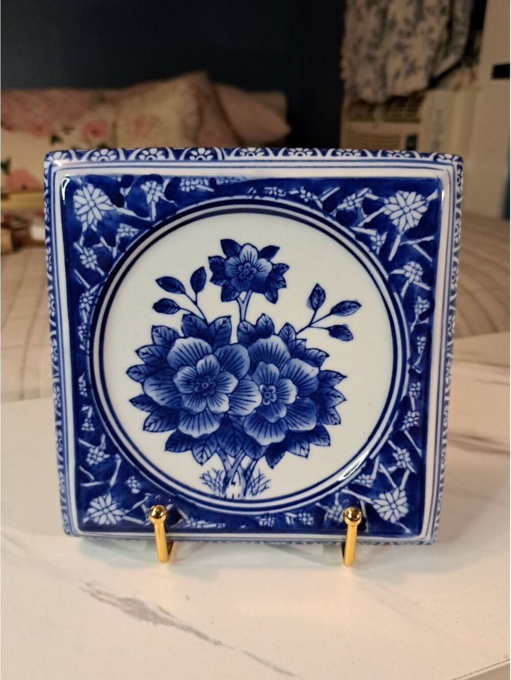 Vtg Mid-Century DeChang Taoci Blue & White Floral Porcelain Teapot Trivet 6.5"